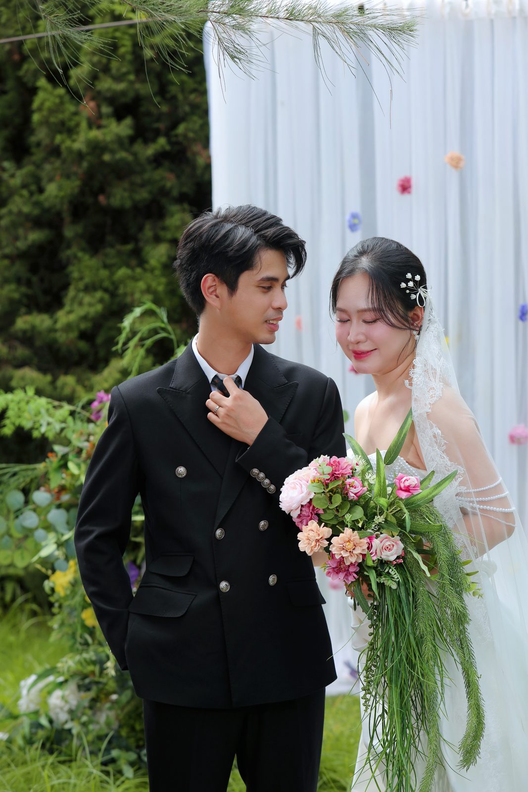 Ảnh cưới của Ngọc Hà và Xuân Mai